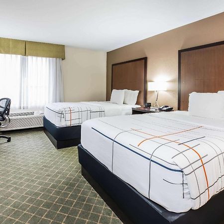 Готель La Quinta By Wyndham Portland Airport Екстер'єр фото