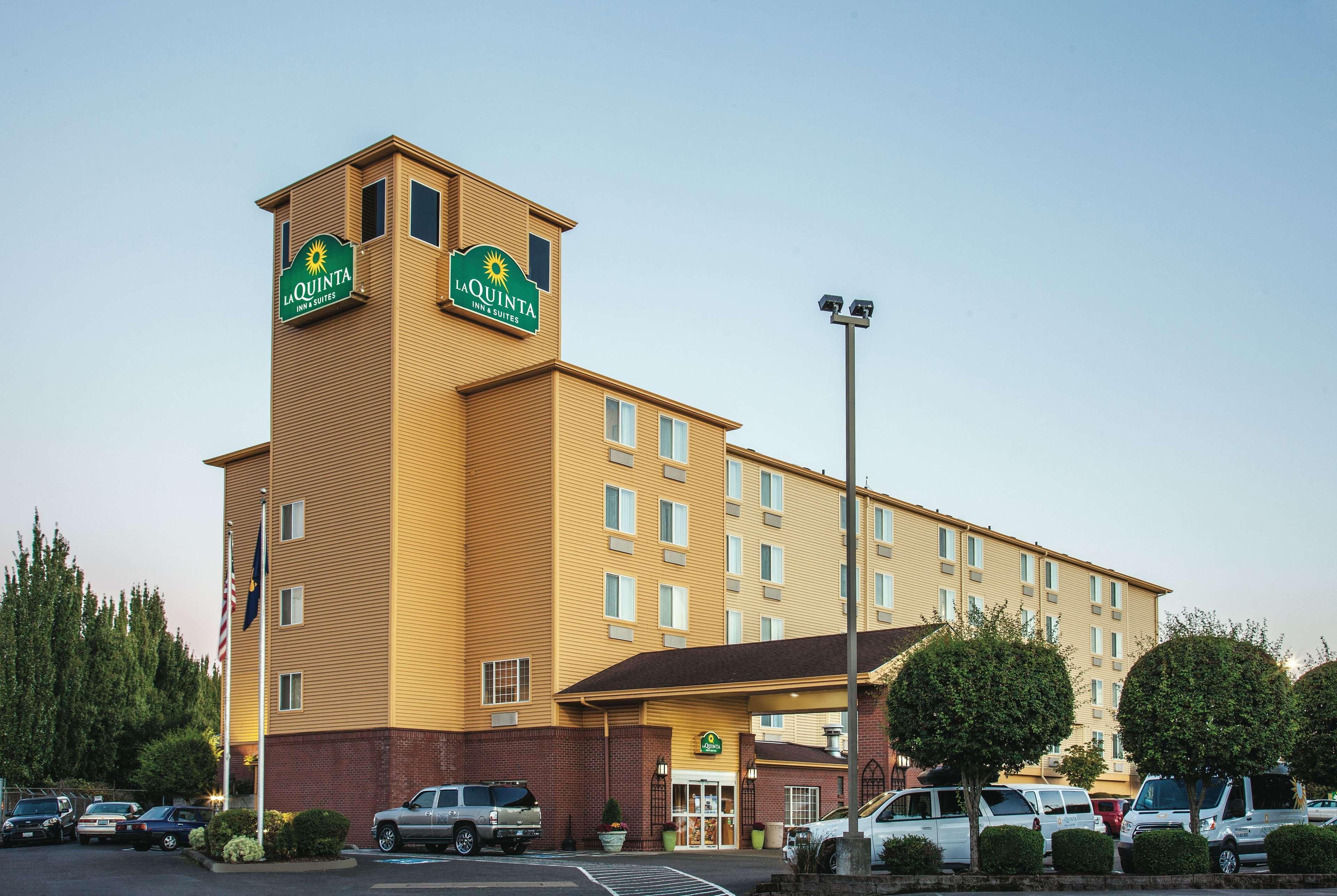 Готель La Quinta By Wyndham Portland Airport Екстер'єр фото