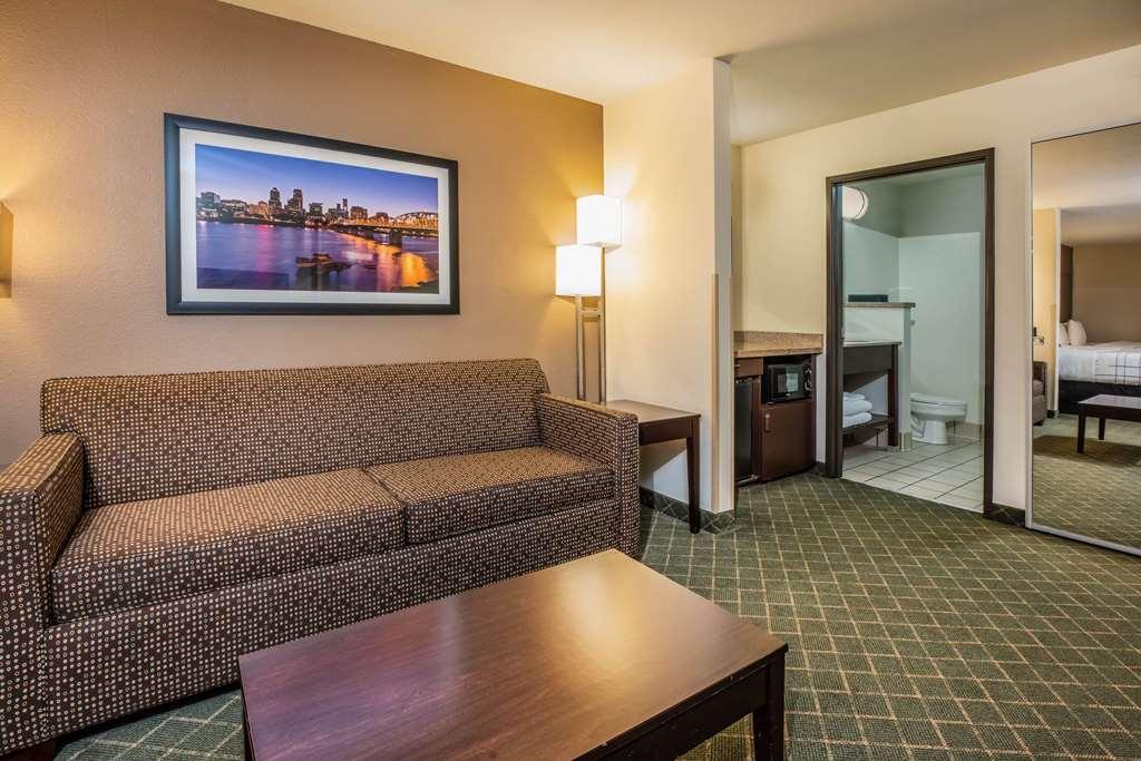 Готель La Quinta By Wyndham Portland Airport Номер фото
